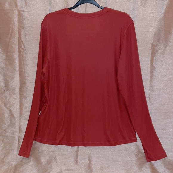 NWT. XL Danskin long sleeve top - Picture 2 of 5